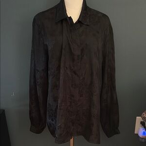 Southern Lady Vintage button down black floral so versatile!